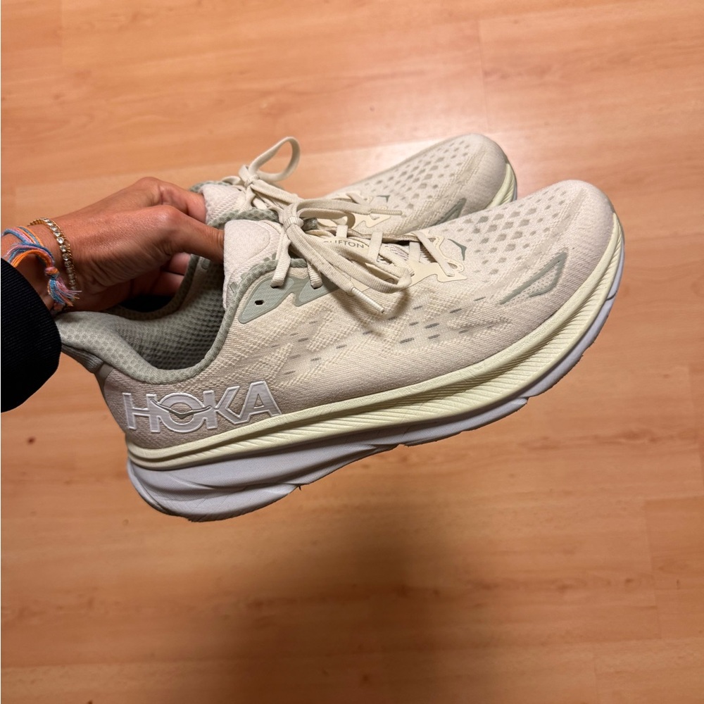 HOKA sz 11.5